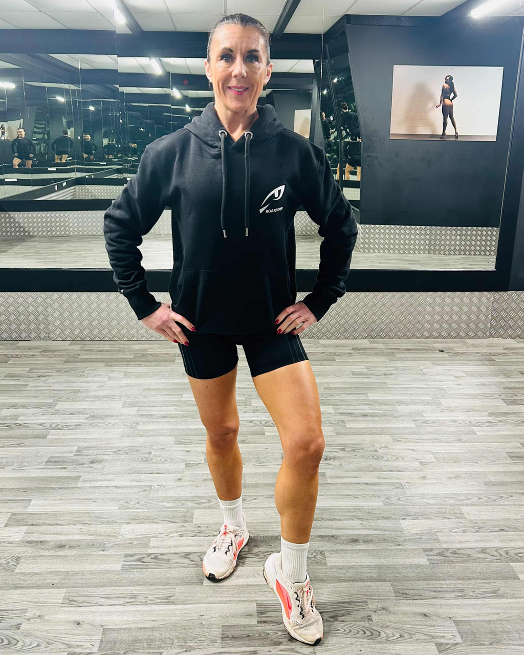 ROARFORM™ Performance Hoodie – Black