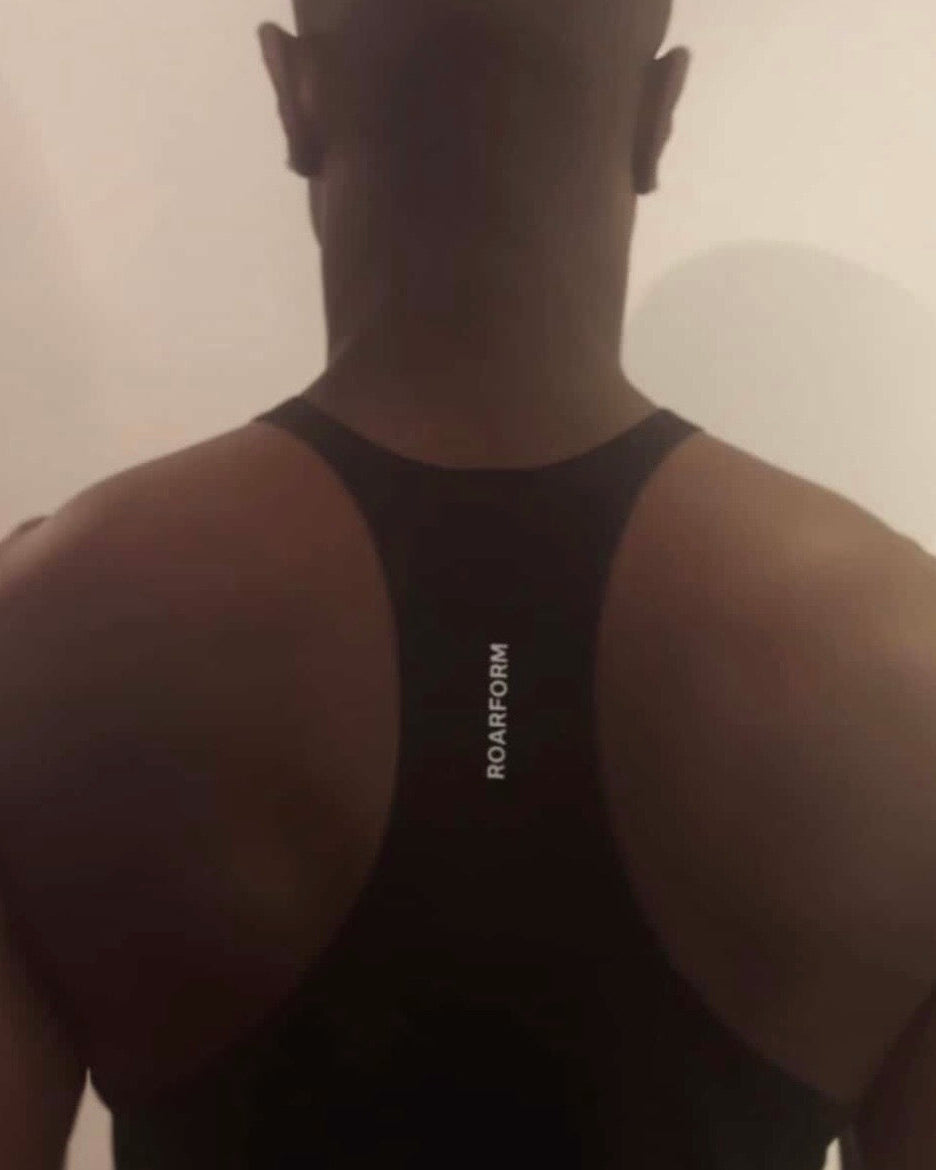 ROARFORM™ Performance Stringer Vest – Jet Black