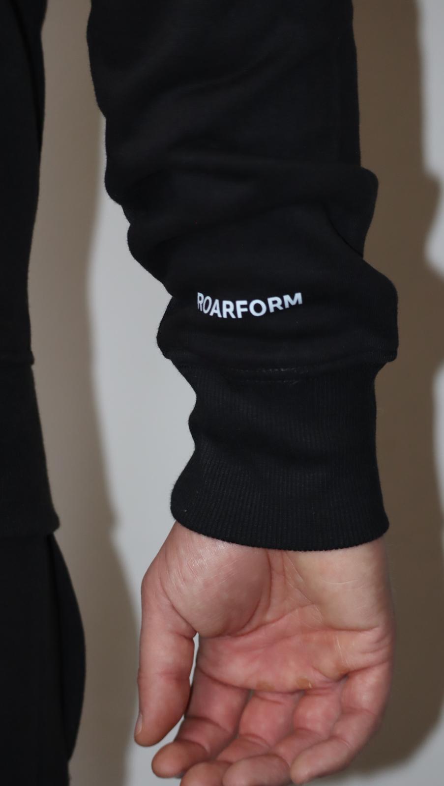 ROARFORM™ Performance Hoodie – Black